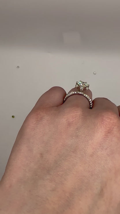 'Fleur' Moissanite Engagement Ring